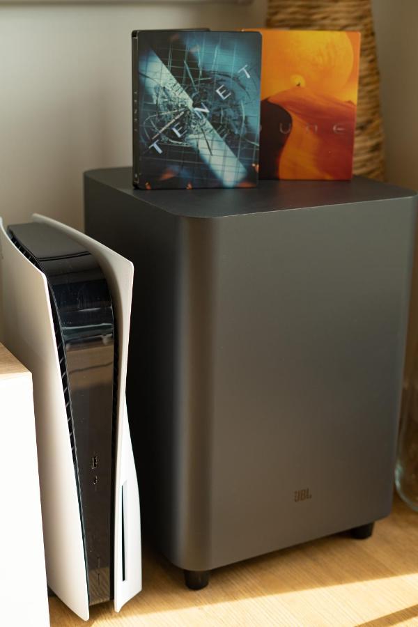 Capsule Nature & Photos - Jacuzzi - Netflix & Home Cinema - Ps5 & Jeu Thun-Saint-Martin Luaran gambar