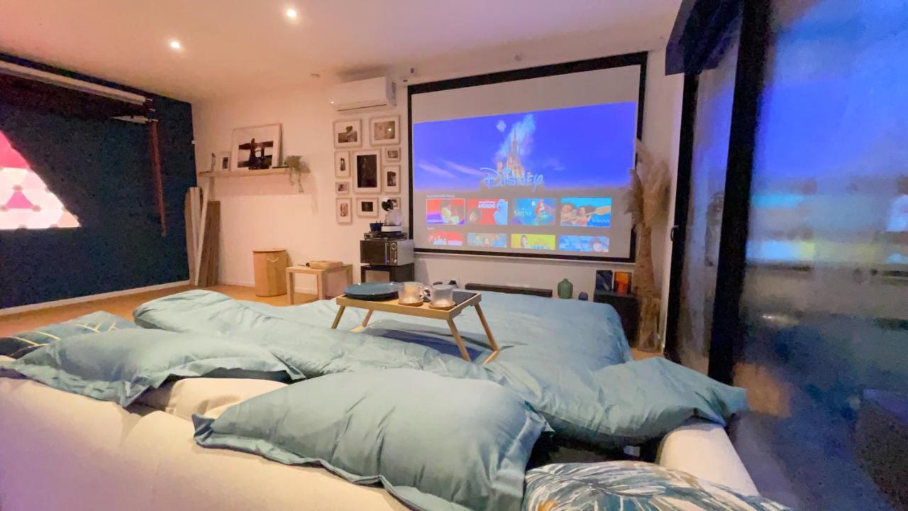 Capsule Nature & Photos - Jacuzzi - Netflix & Home Cinema - Ps5 & Jeu Thun-Saint-Martin Luaran gambar